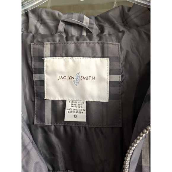 Jaclyn Smith Gray Plaid Jacket - Picture 7 of 7